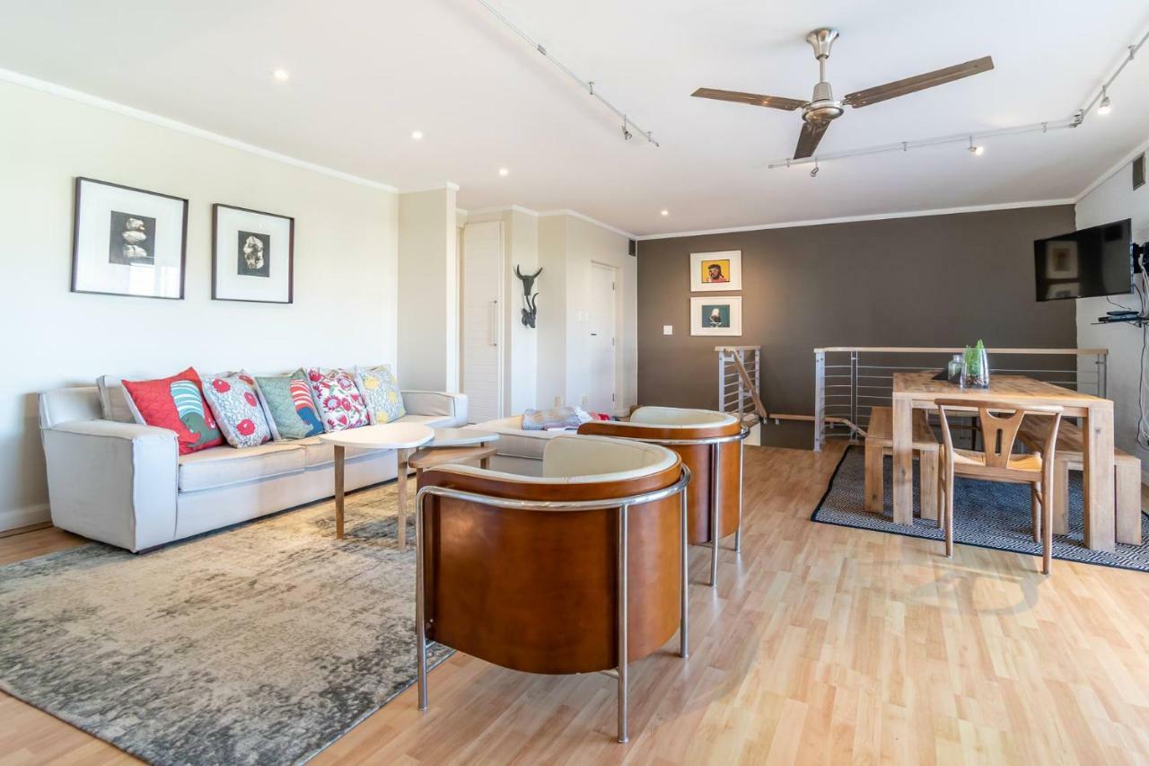 Trendy Get-Away On The Canals, Thesen Islands Apartment Knysna Bagian luar foto